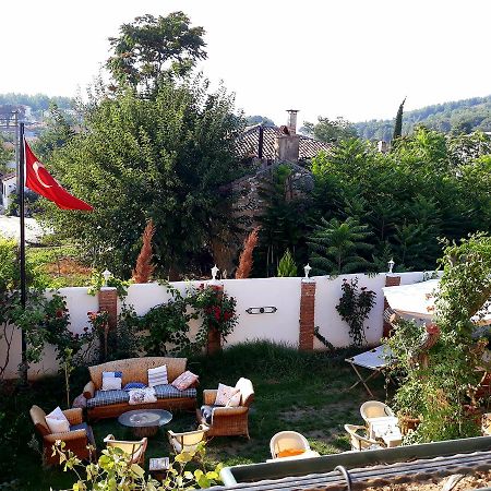 Can Efes Hotel 塞尔丘克 外观 照片