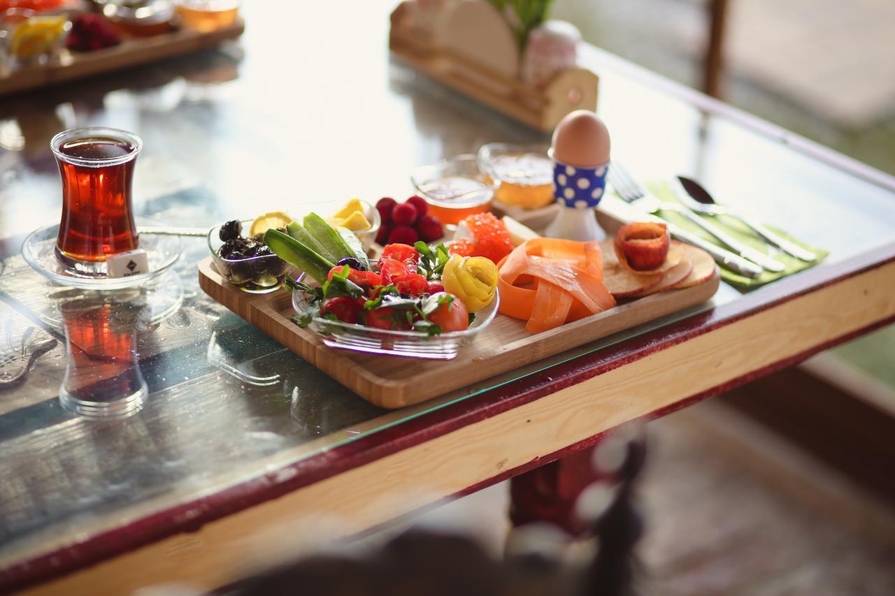 Can Efes Hotel 塞尔丘克 外观 照片