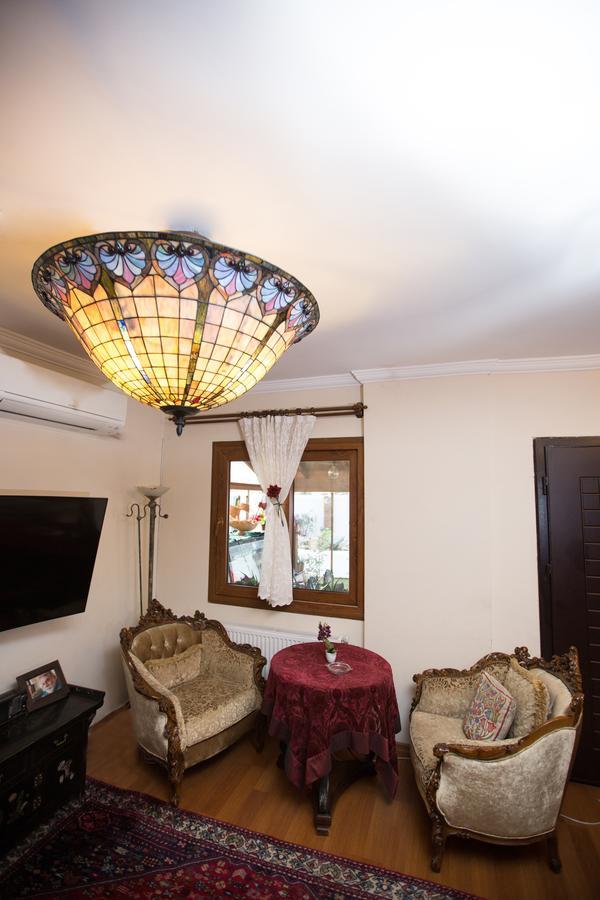 Can Efes Hotel 塞尔丘克 外观 照片
