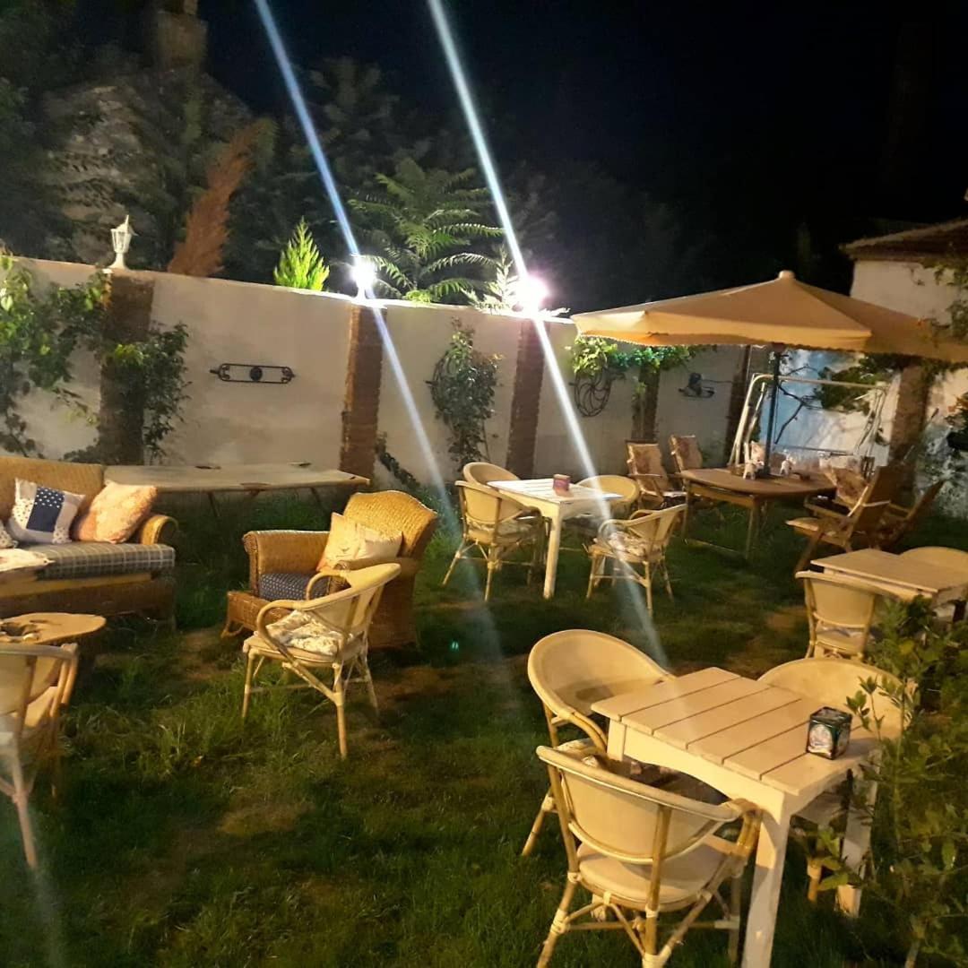 Can Efes Hotel 塞尔丘克 外观 照片