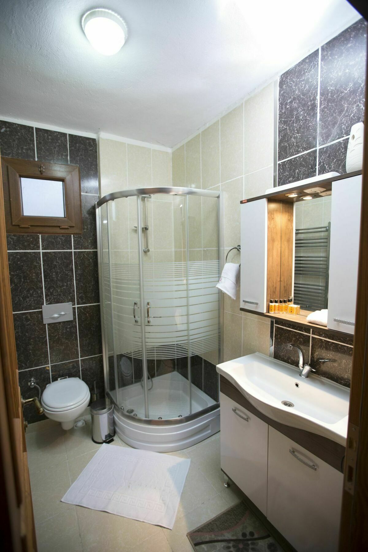 Can Efes Hotel 塞尔丘克 外观 照片