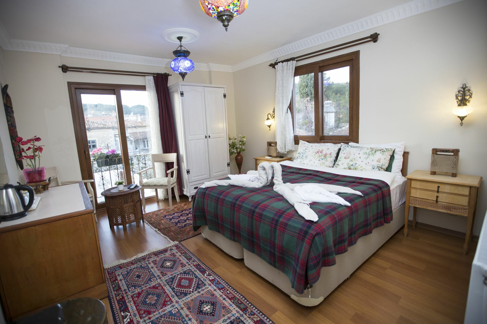 Can Efes Hotel 塞尔丘克 外观 照片
